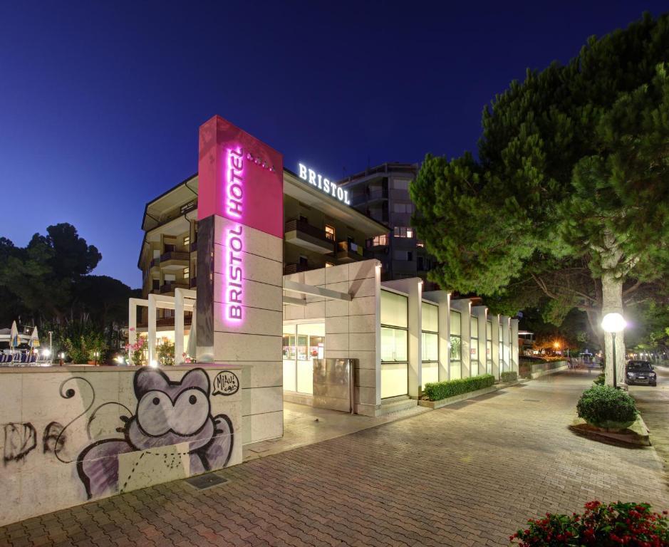 Bristol Hotel